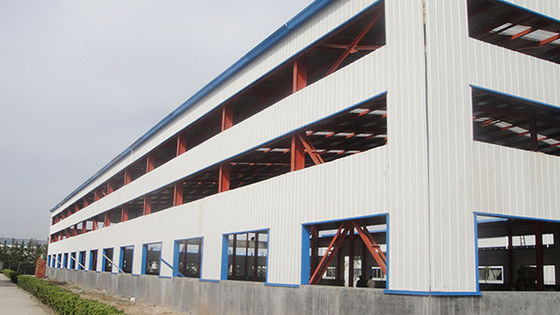 ASTM อาคารโครงสร้างเหล็ก โรงงานโกดังขนาดใหญ่ Q235 Q355B