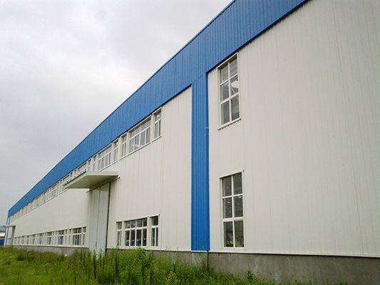 อาคารขนาดกว้าง Pre-engineered Anti rust อาคารเหล็ก Pre Fab